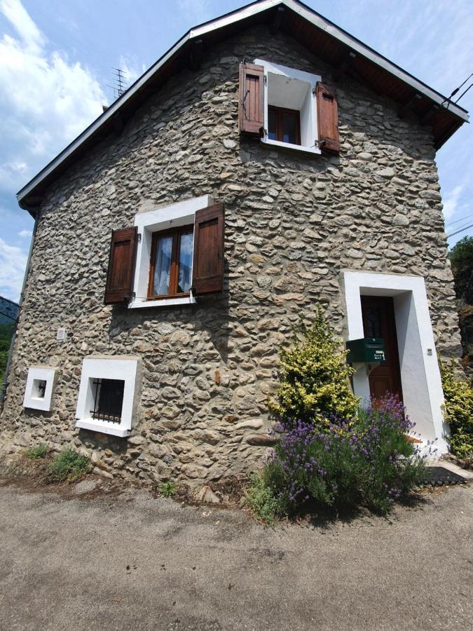 Maison Au Coeur Des Pyrenees Perles-et-Castelet Buitenkant foto